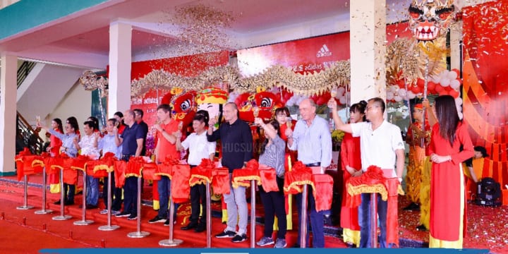 Tổ chức lễ khai trương giá rẻ tại Sơn La