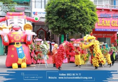 Lễ Khai Trương Viral: Bí Quyết Thu Hút Đám Đông Hiệu Quả