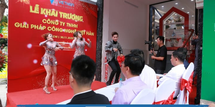 Tổ Chức Lễ Khai Trương Chuyên Nghiệp Cần Những Gì?